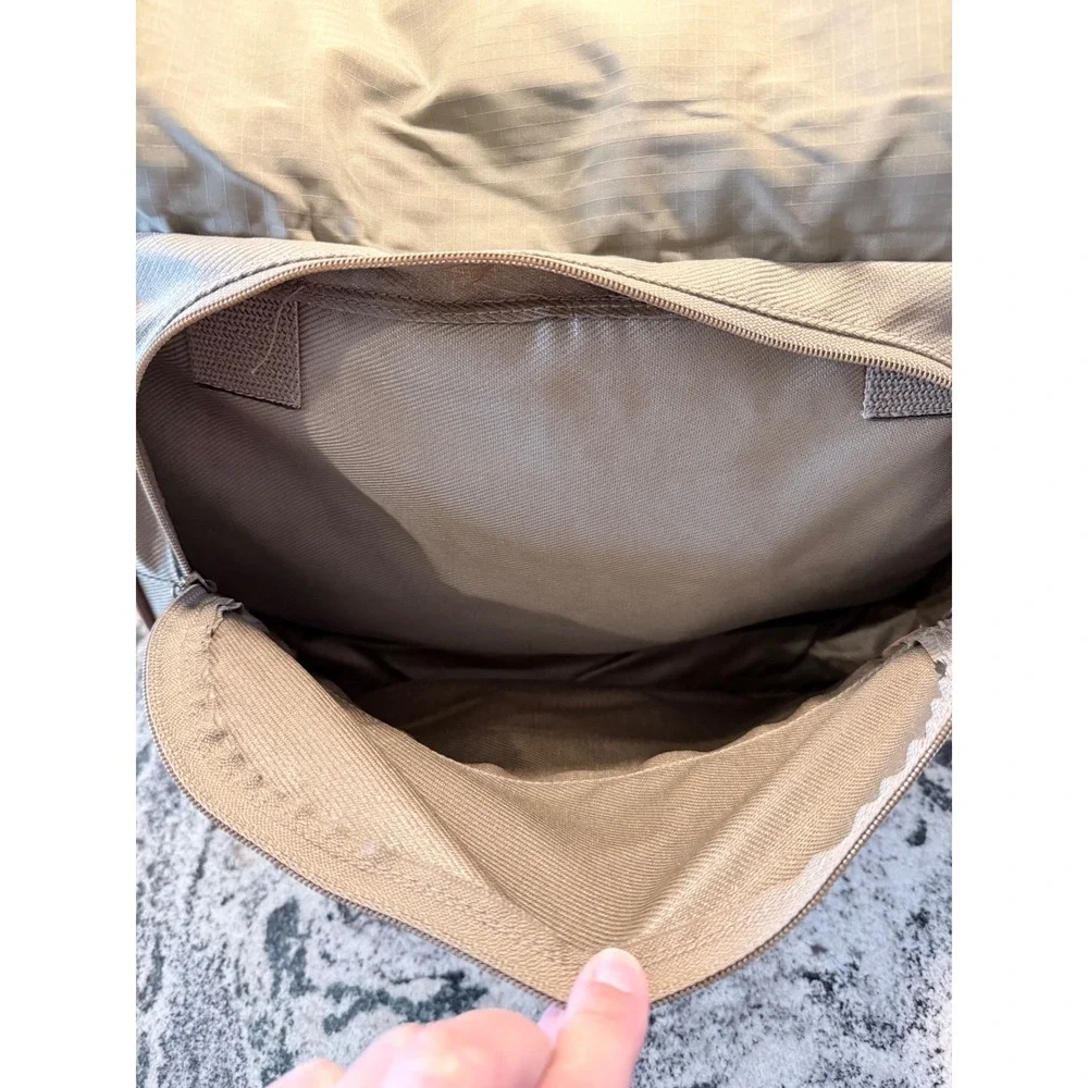Eddie Bauer Vintage Canvas Leather Trim‎ Duffle Bag Tan Weekend Travel Carry On